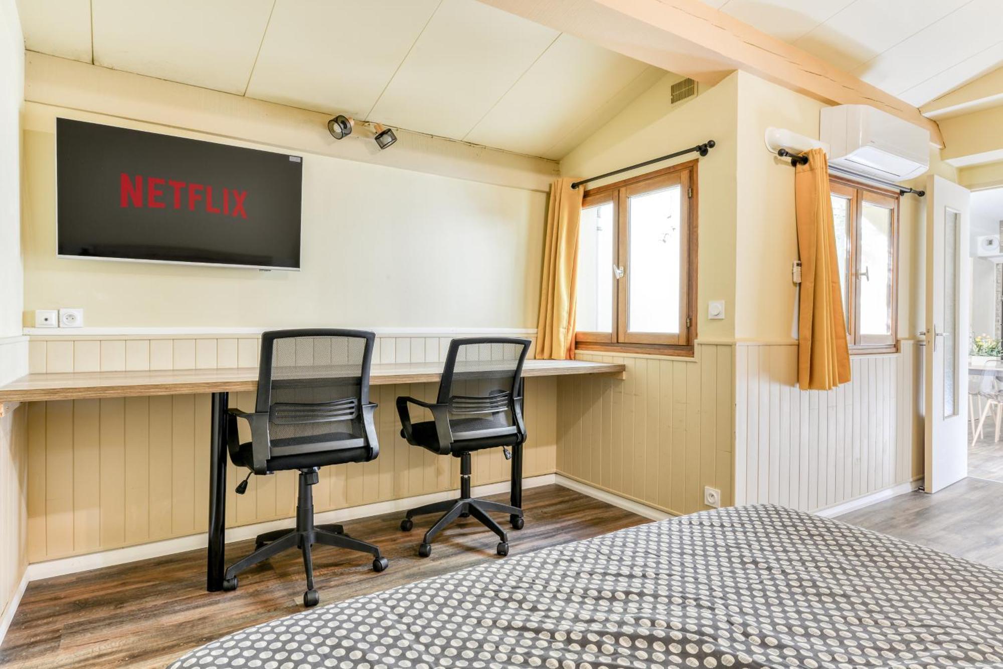 Cote Palais Avec Climatisation - Fibre & Netflix - Spacieux En Rez-De-Chaussee Carcassonne Esterno foto