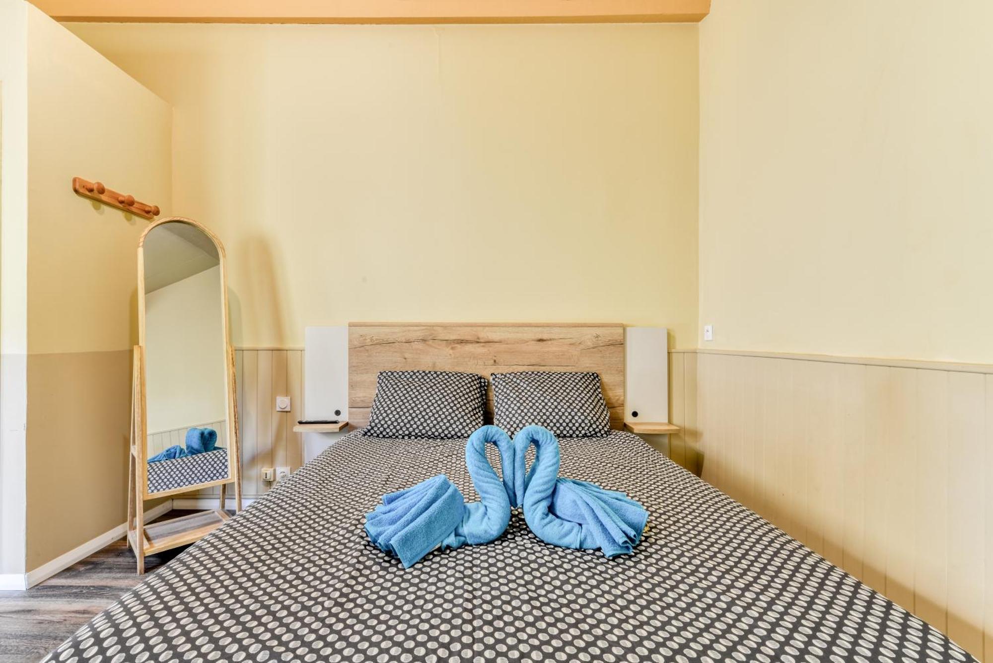 Cote Palais Avec Climatisation - Fibre & Netflix - Spacieux En Rez-De-Chaussee Carcassonne Esterno foto